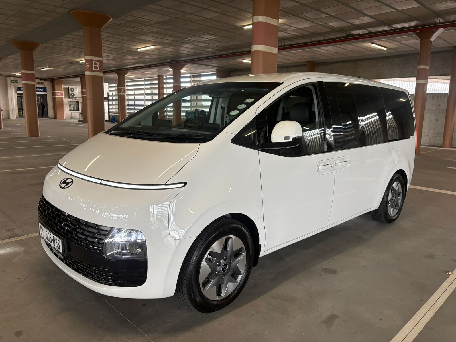 Honda Staria spacious interior with ambient lighting and premium sound